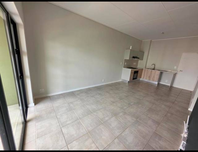 2 BEDROOM PROPERTY TO RENT IN MOOIKLOOF